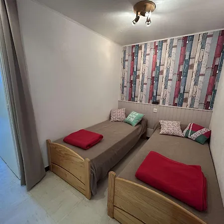 4 Pers Avec Balcon, Parking Et Animaux Admis A 50m De La - Fr-1-224c-142 * Saint-Jean-de-Monts